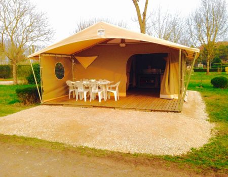 Camping La Chanoie 3 étoiles entre Dijon et Besançon